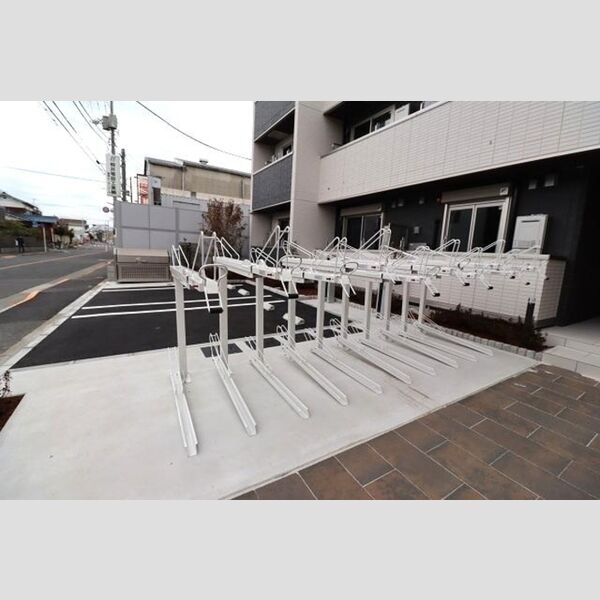 セレスティア東葛西Ⅰ306号室 駐輪場