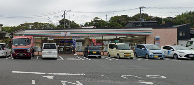 さとのか 【コンビニエンスストア】セブンイレブン 鎌倉常盤店まで37ｍ