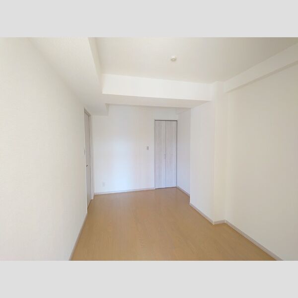 グランヴェールにしすな302号室 洋室6帖