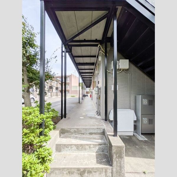 プリシェールミレニアム　Ⅱ エントランス