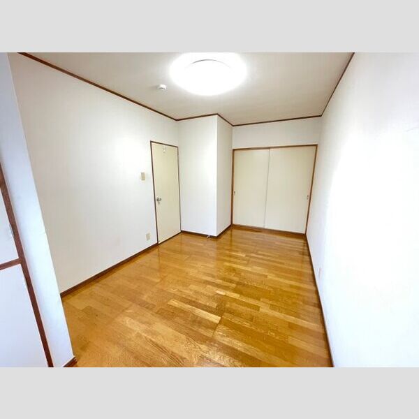 サニーコート山崎204号室 退去前の為、前回募集時の写真です。