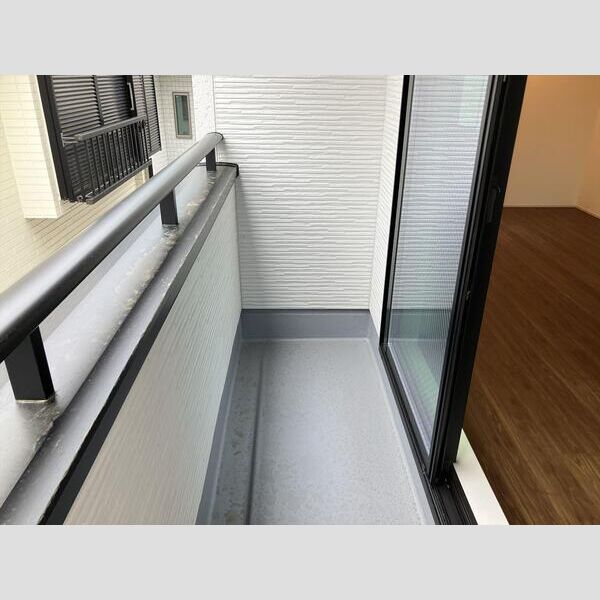 マイホームネクスト東寺尾1丁目 バルコニー