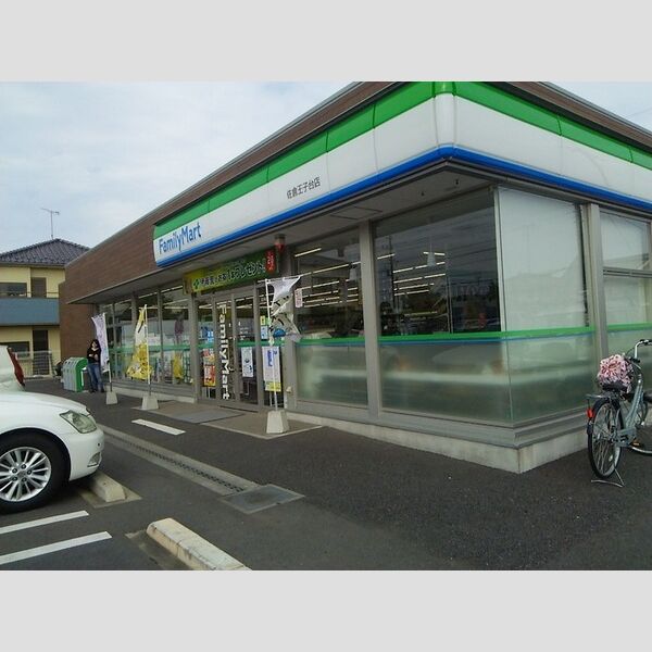 フェリス　B棟 ファミリーマート佐倉王子台店 433M