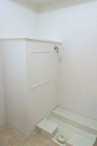 コンフォートパレス 室内洗濯機置場　※現況優先