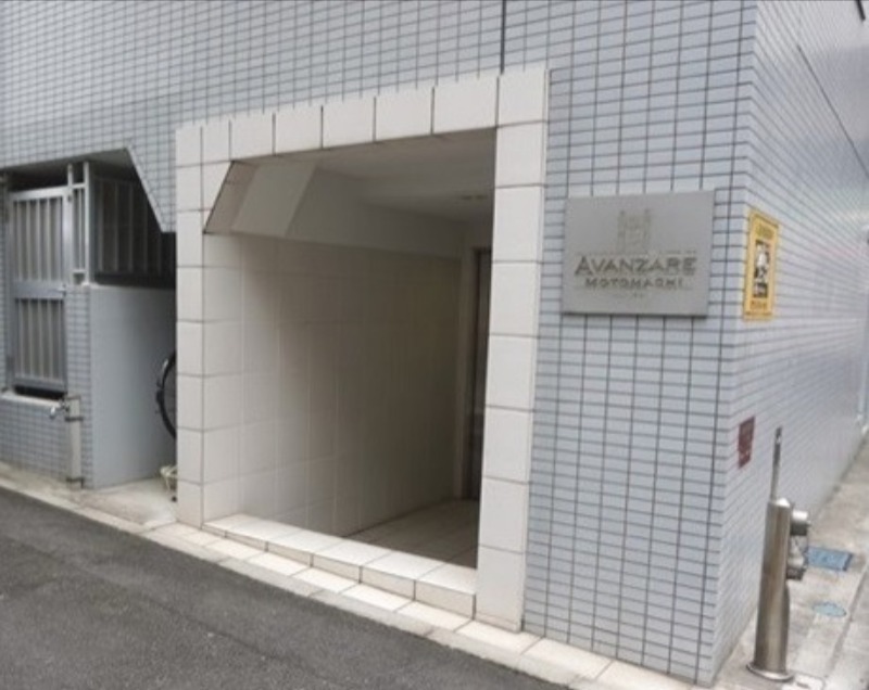 アヴァンツァーレ元町11階 エントランス