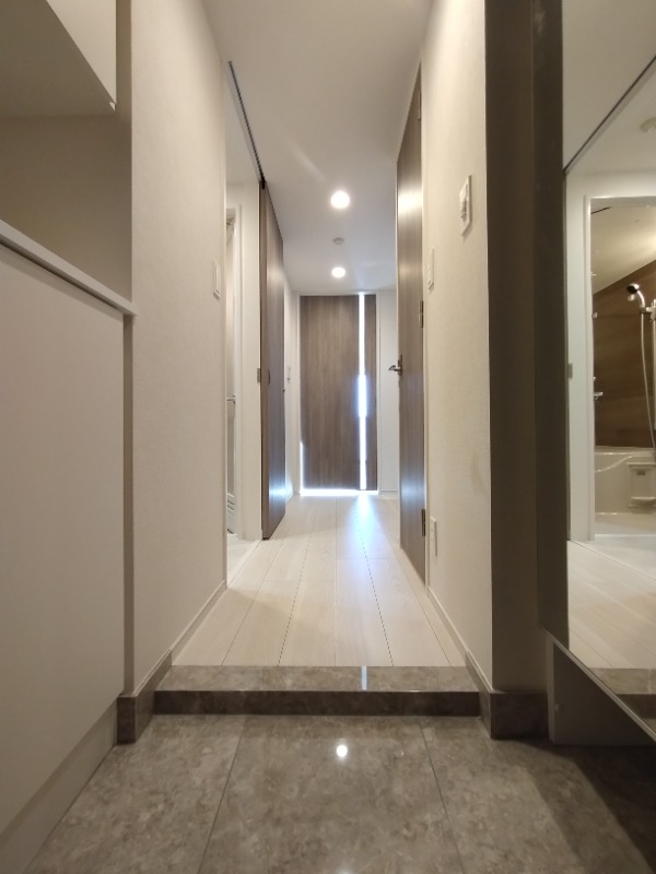 クレイシアIDZ台東竜泉 玄関