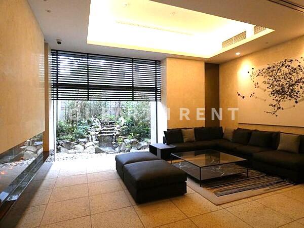 ブランズ愛宕虎ノ門2階 ロビー