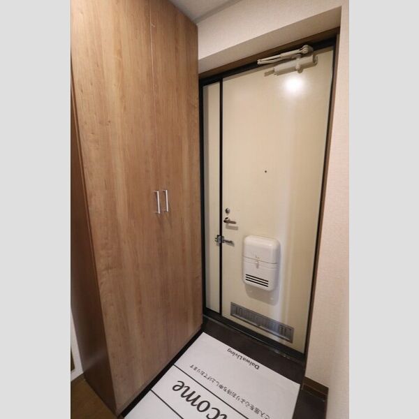 ヴァンベール神山　Ⅱ310号室 玄関