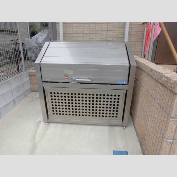 ルーヴ202号室 ごみ置場