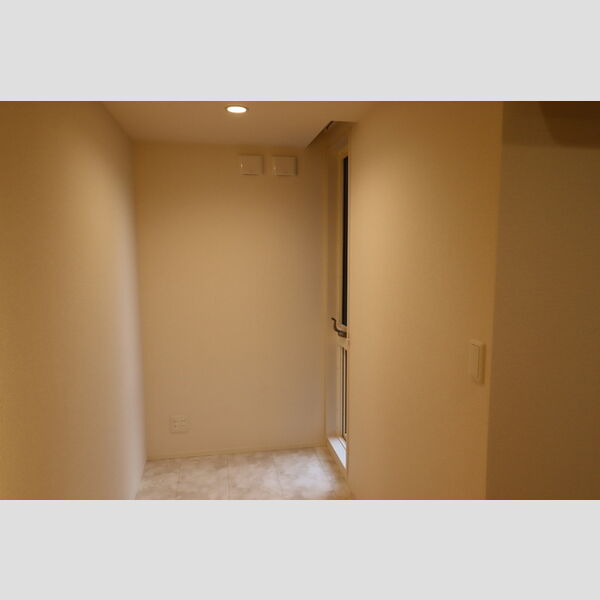 D-SOLACE幕張本郷1丁目203号室 洋室