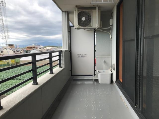 イズミガーデンヒルズ306号室 ベランダ