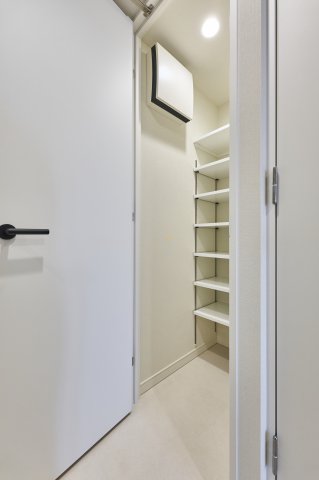 プラウドフラット日本橋馬喰町805号室 玄関