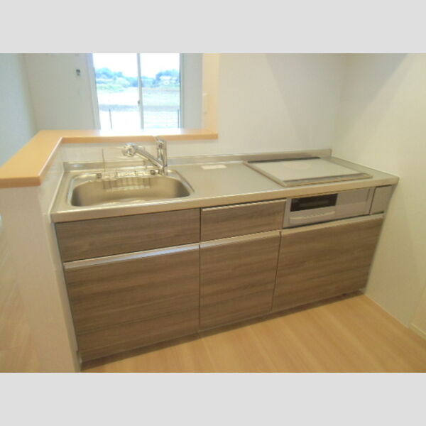 WEST COURT 楓 キッチン