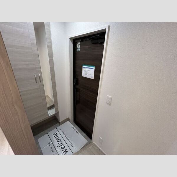 D-ROOM寺町 玄関