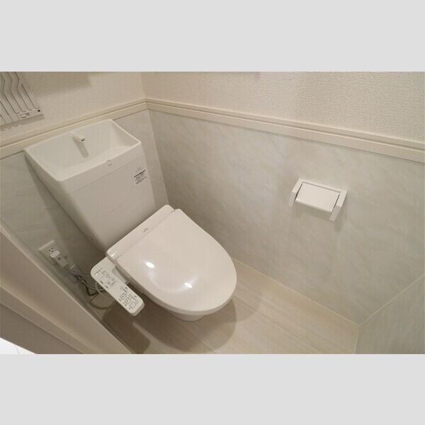 D-KISARIA　WⅠ303号室 温水洗浄暖房便座