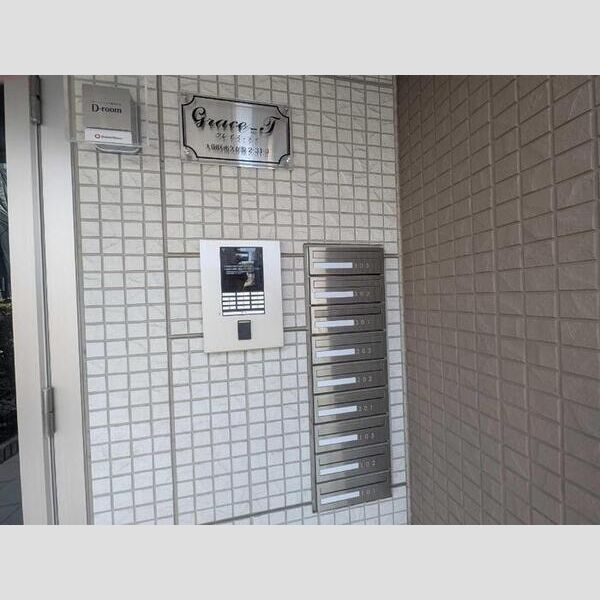 Grace-T エントランス