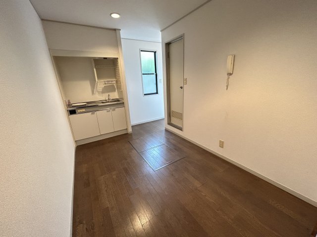 浜田山エイト0101号室 リビング