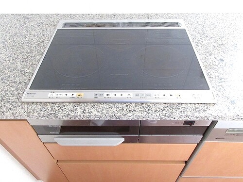 みなとみらいミッドスクエア　ザ・タワーレジデンス29階 ＩＨクッキングヒーター　※2023年10月撮影