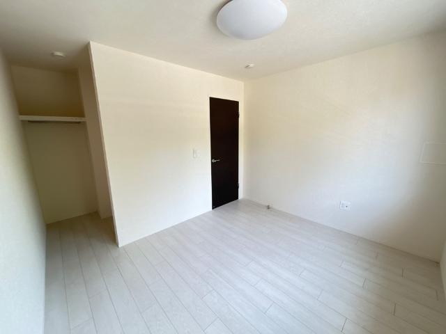 リッシュ201号室 室内