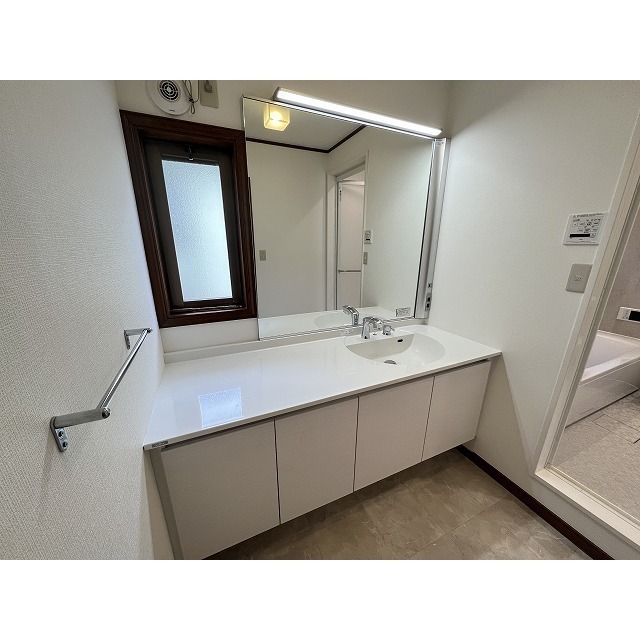 尾山台スクウェア B棟 新規交換済み♪