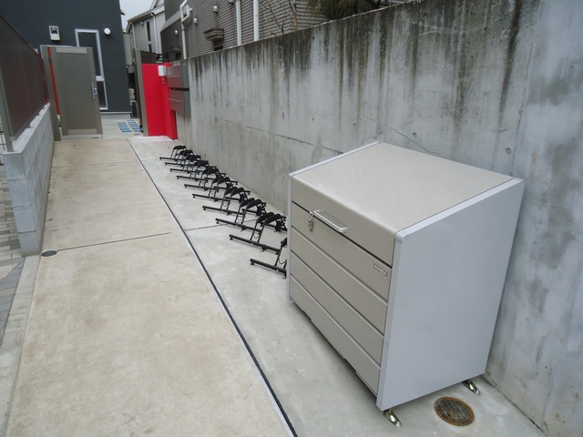 アートヒルズ第５世田谷1階 敷地内ゴミ置場有