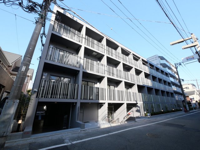 PREMIUM CUBE 中野富士見町3階 外観