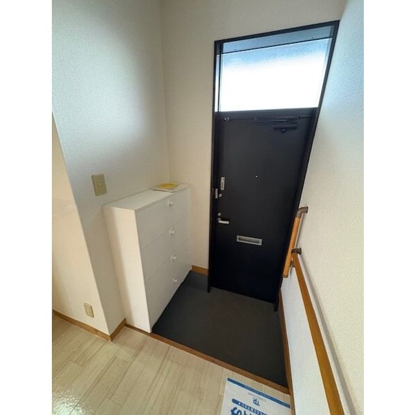 新葉ラピス南柏 玄関