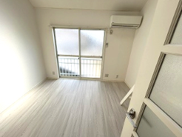 オーガスタハイツ201号室 ※写真は別室です