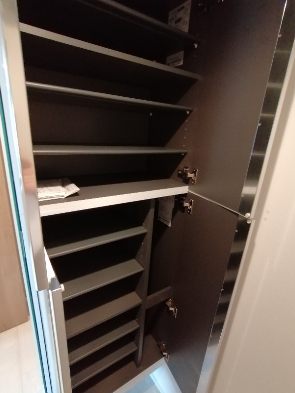 CREAL上野2階 下足入れ