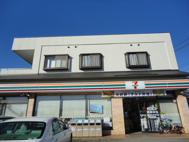 グレース・ステラ セブンイレブン滝不動駅前店まで430ｍ