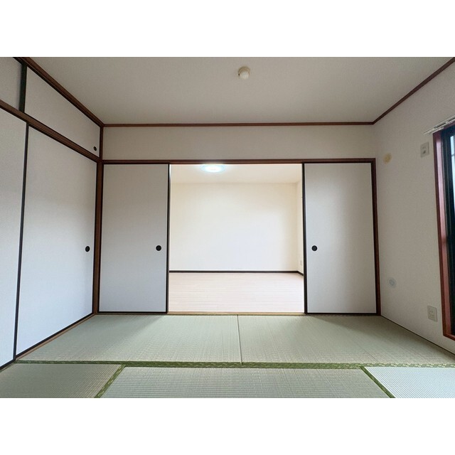 クリオス大和（旧　エクセレンススクエア） 内観