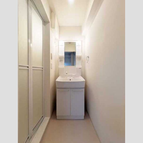 Sakura Building 洗面