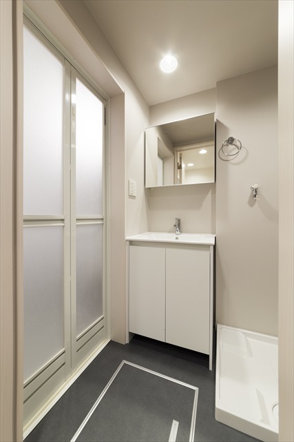 ＯＶＥＳＴ1階 洗面