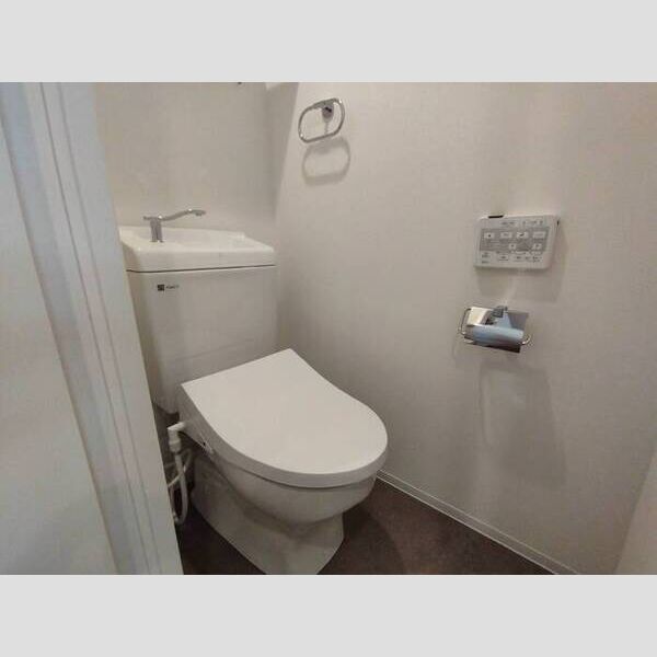 グランテージ西小山204号室 204号室　トイレ