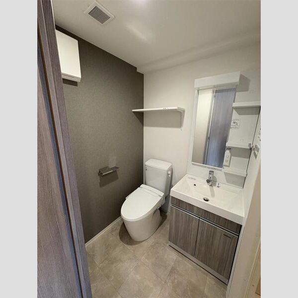 MAXIV横浜吉野町TRE504号室 トイレ