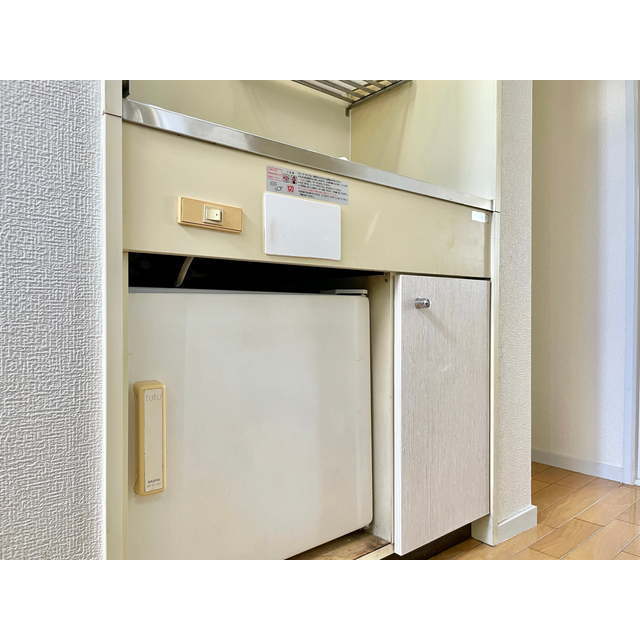 アーバンコート辻堂207号室 ☆ミニ冷蔵庫