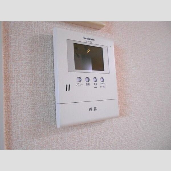 ロイヤルタウンKG　C棟201号室 ♪TVインターホン♪