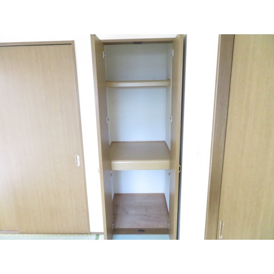 エステートピアＫ0103号室 和室　収納