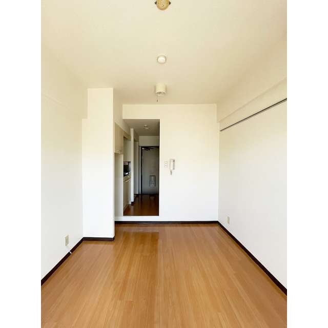 スカイコート鶴見第2 リビング