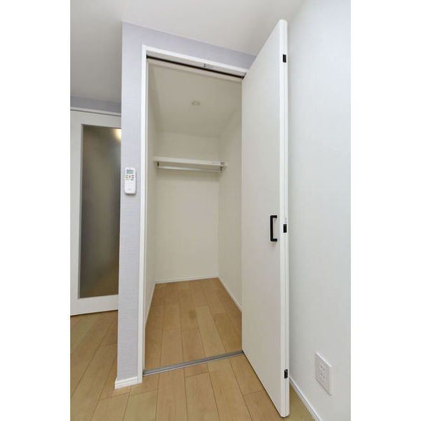 サリースマイル参番館0102号室 収納