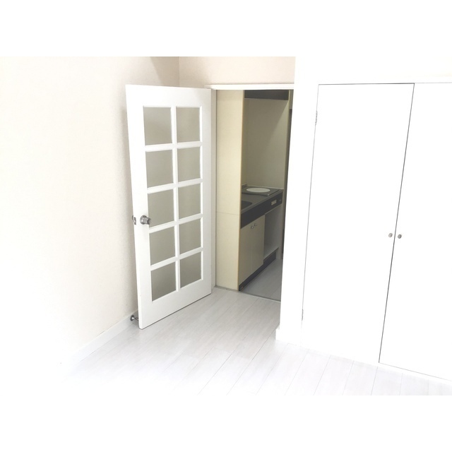 リモード本厚木A棟203号室 リビング