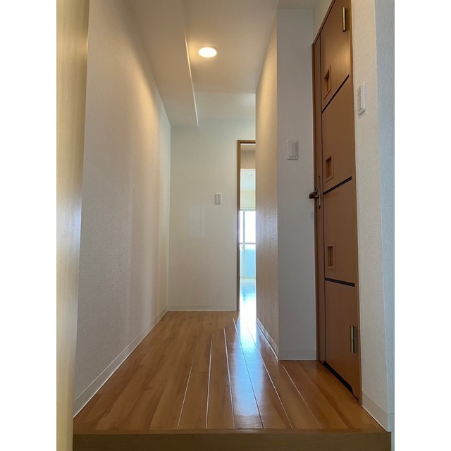 ＦＥＥＬＯ402号室 玄関