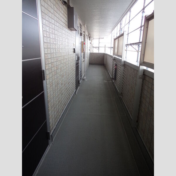 アルメリア湘南201号室 ロビー