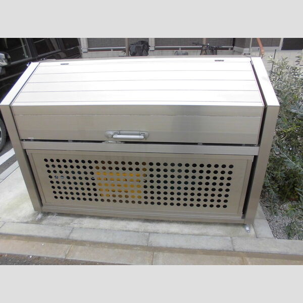 モンターニュ101号室 ゴミストッカー