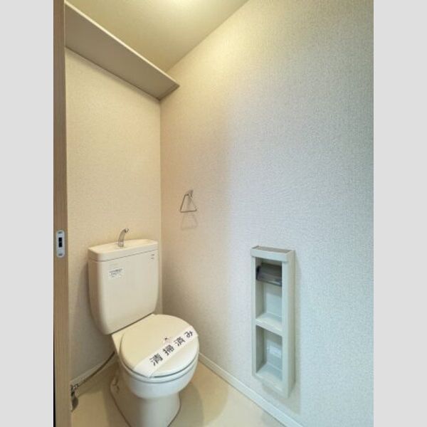 サザンカ101号室 バストイレ別♪