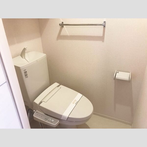 カーサ・セレーノ207号室 温水洗浄暖房便座トイレ