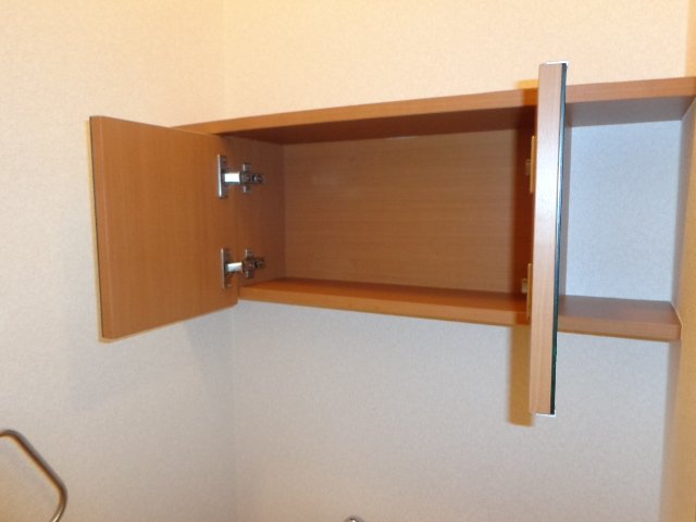 プランドールＹ’ｓ　Ⅰ トイレ戸棚