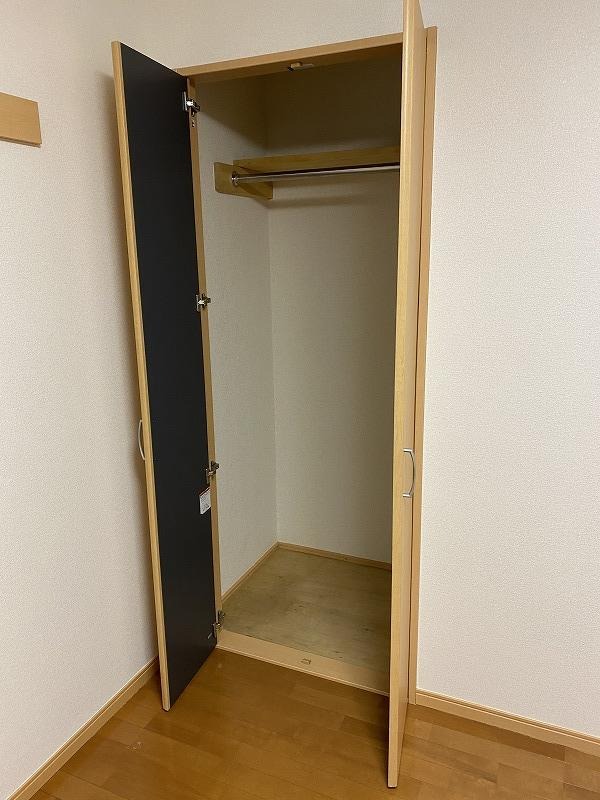 イー・シティ1階 収納