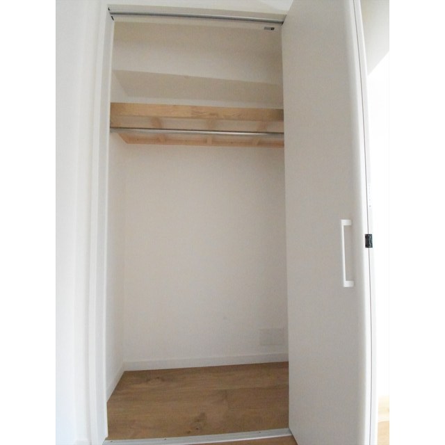 オーパスホームズ三田0501号室 内観