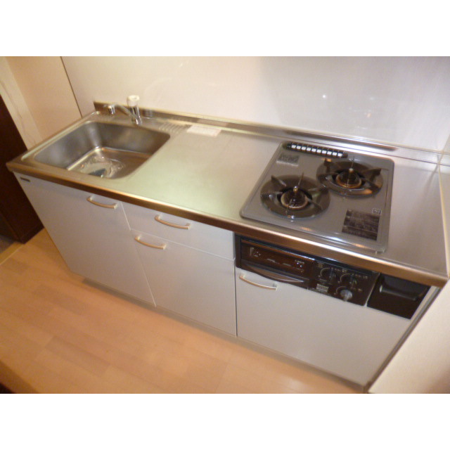 アンプルール フェールTheEarth キッチン